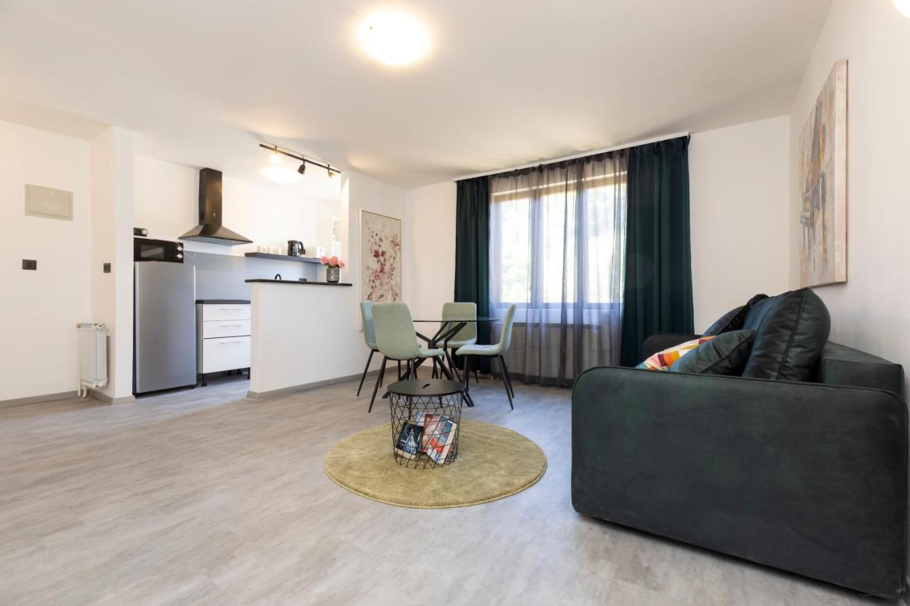 Providenca Accommodation Mali Losinj Bagian luar foto