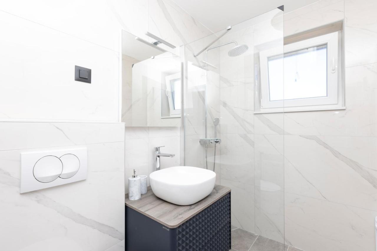 Providenca Accommodation Mali Losinj Ruang foto