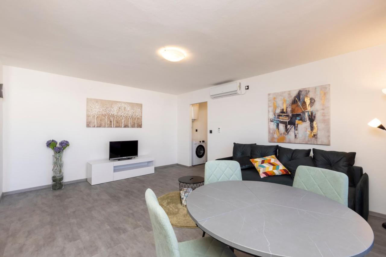 Providenca Accommodation Mali Losinj Ruang foto