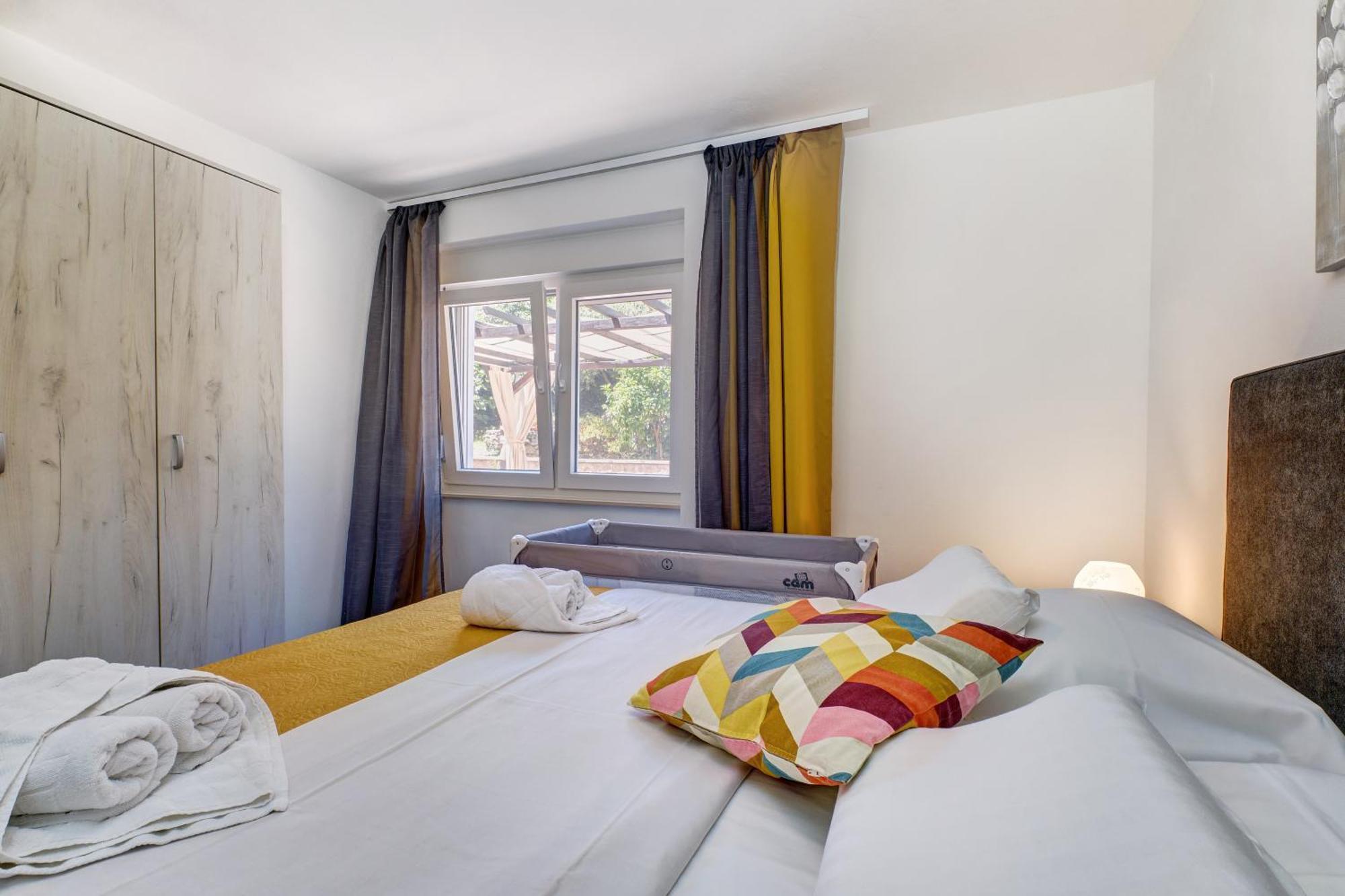 Providenca Accommodation Mali Losinj Bagian luar foto