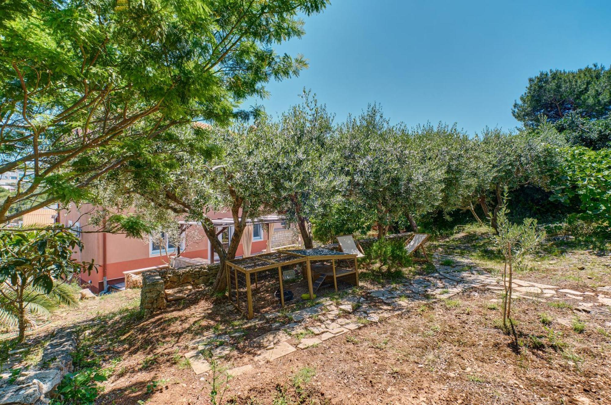 Providenca Accommodation Mali Losinj Bagian luar foto