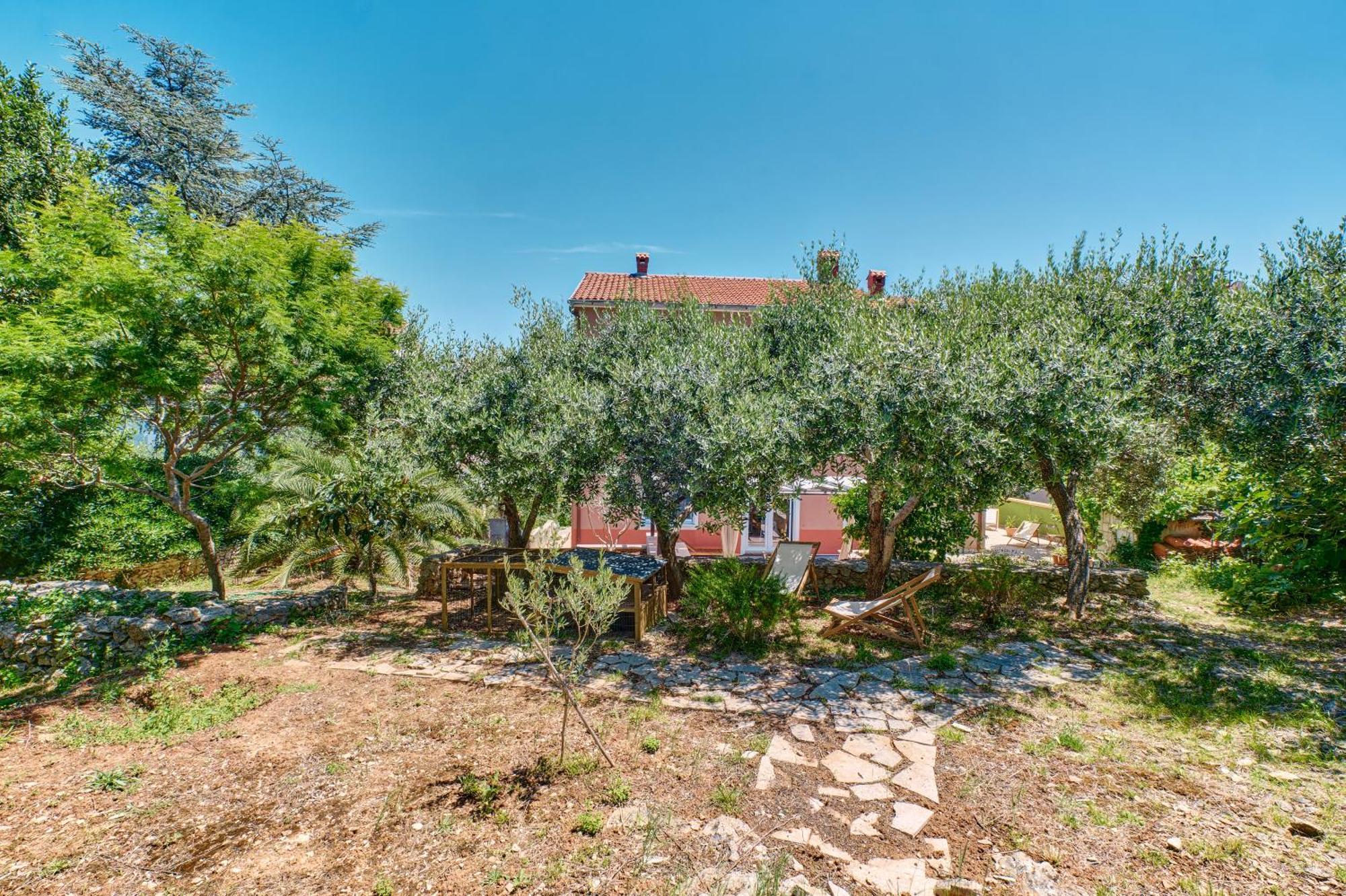 Providenca Accommodation Mali Losinj Bagian luar foto